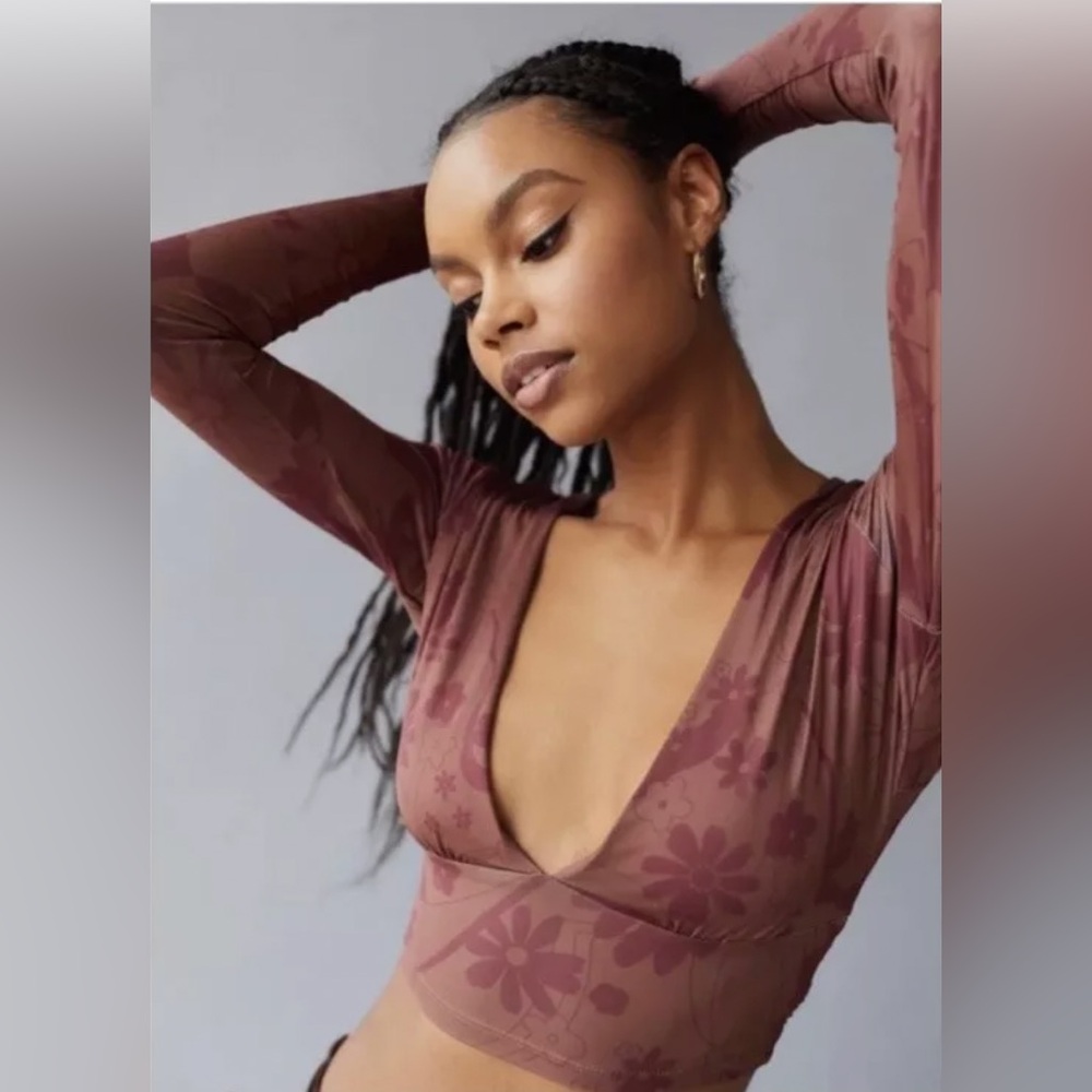 Urban Outfitters Floral Wrap Crop Top Open Back Long Sleeve L